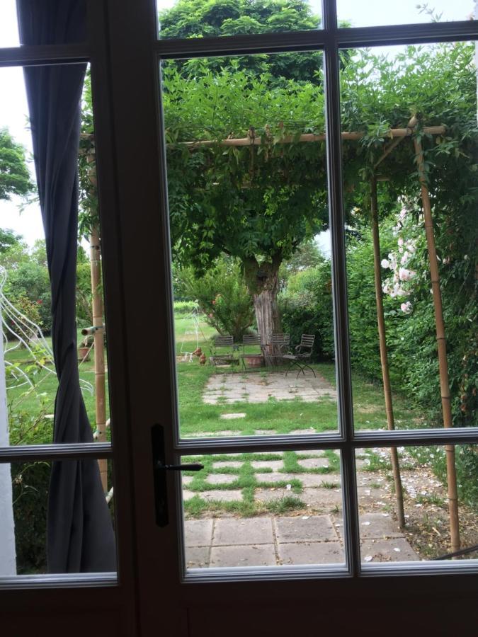 Bed and Breakfast Damechouette Pujols  Esterno foto