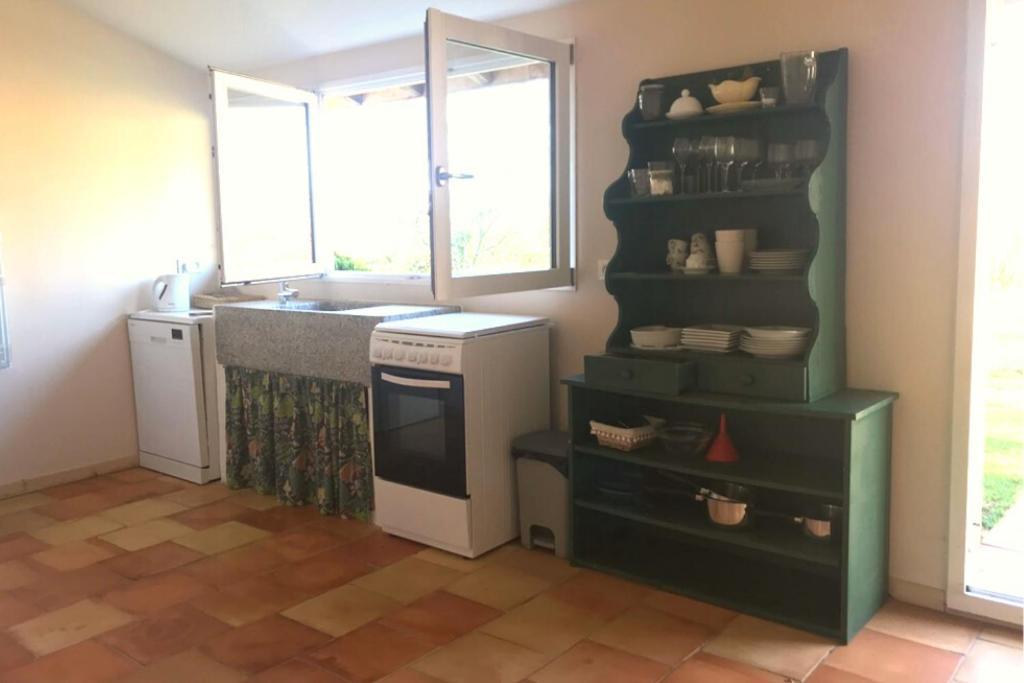 Bed and Breakfast Damechouette Pujols  Esterno foto