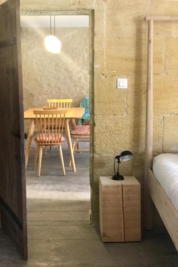 Bed and Breakfast Damechouette Pujols  Esterno foto